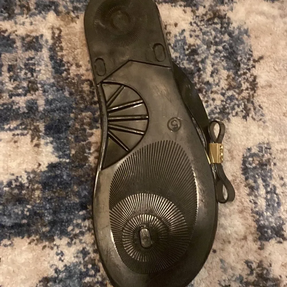 Mk black sandals size 5 jelly bow flip flops